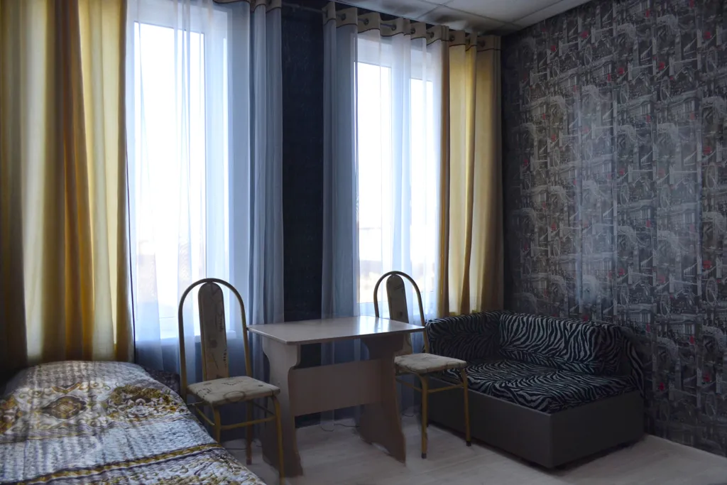 Квартира Квартира 4-х местный 2-х комнатный номер — Кучугуры