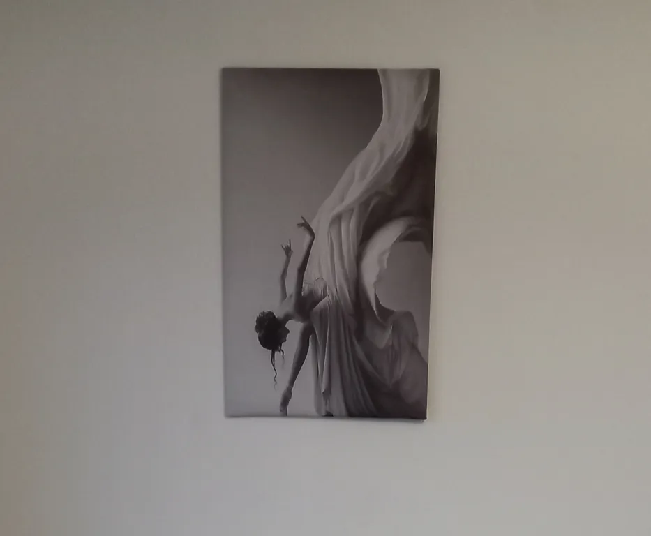 Студия с видом на завораживащие огни города