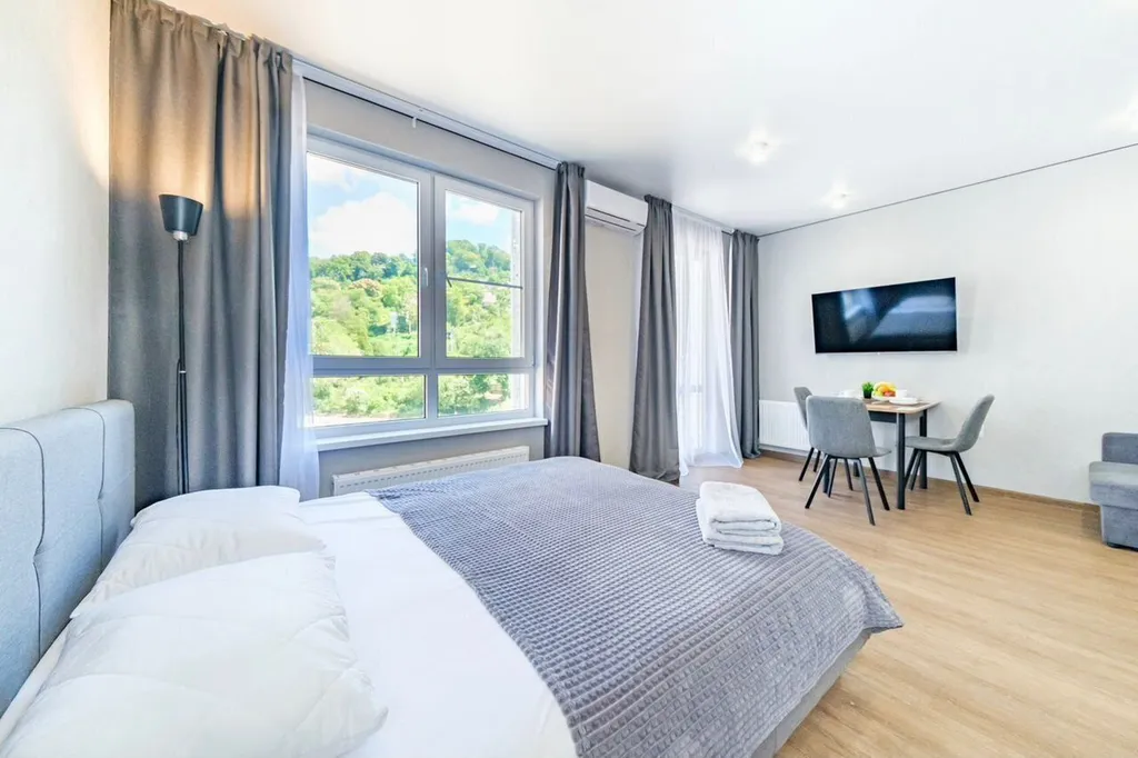 Квартира Стильная новая студия с видом на лес — аренда посуточно в Кудепста