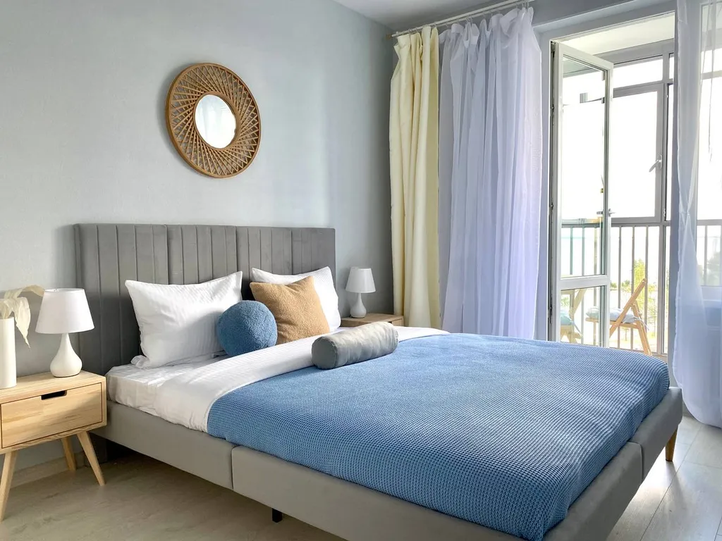 Квартира Евродвушка с кондиционером и с красивым видом на озеро — аренда посуточно в Петрозаводск