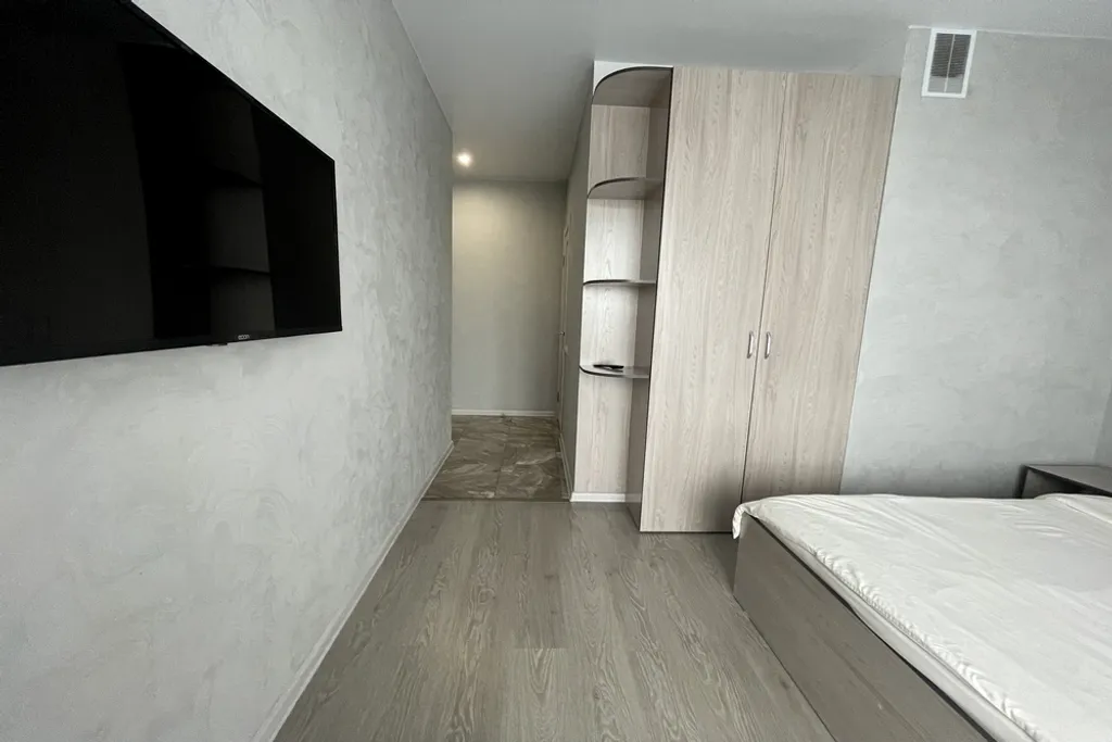 Студия рядом с ТЦ Европа