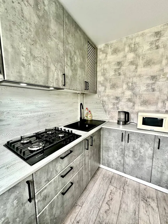 Двухкомнатная квартира с 3 раздельными местами