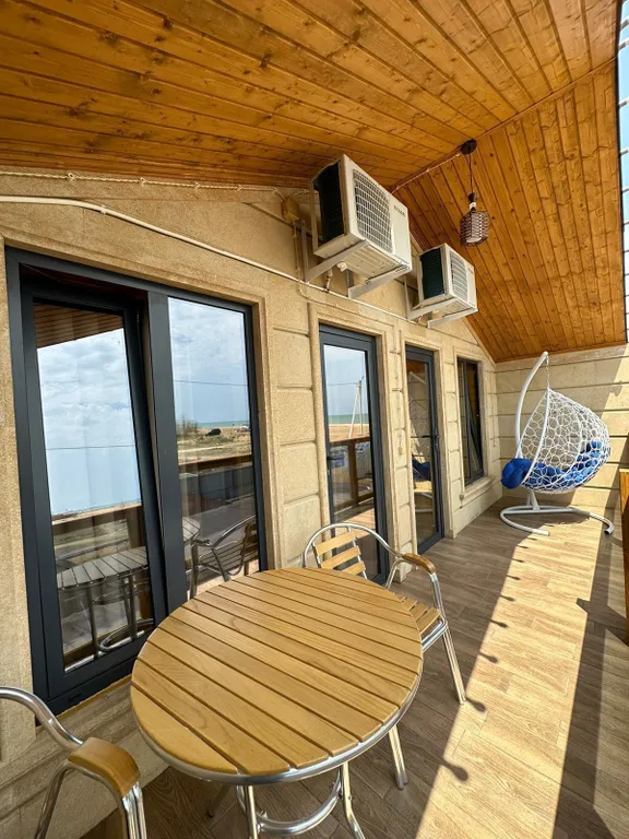 Домик у моря