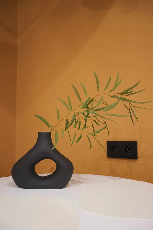 Квартира Квартира Современная студия Оранжевая с балконом — Калининград