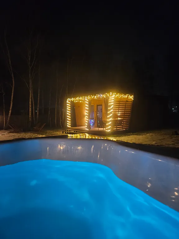 Уютный дом с панорамными окнами