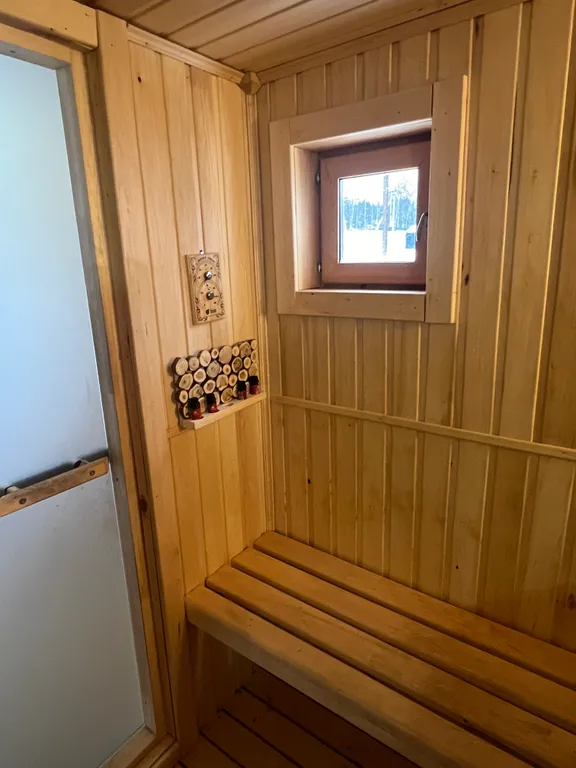 Дом в стиле Барнхаус на берегу реки Ока