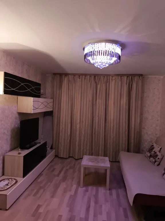 Светлая и уютная квартира в у фонтанов