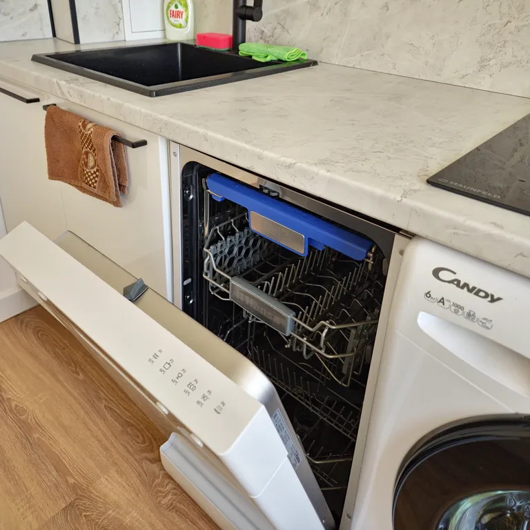 Квартира 1-комнатная квартира в центре города с видом на набережную Лаймовый бриз — Калининград