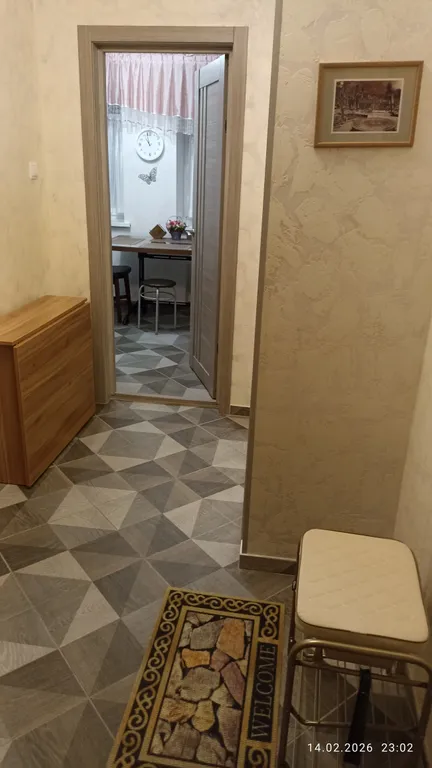 Уютная квартира в жилом районе, рядом с бассейном, магазинами и остановкой