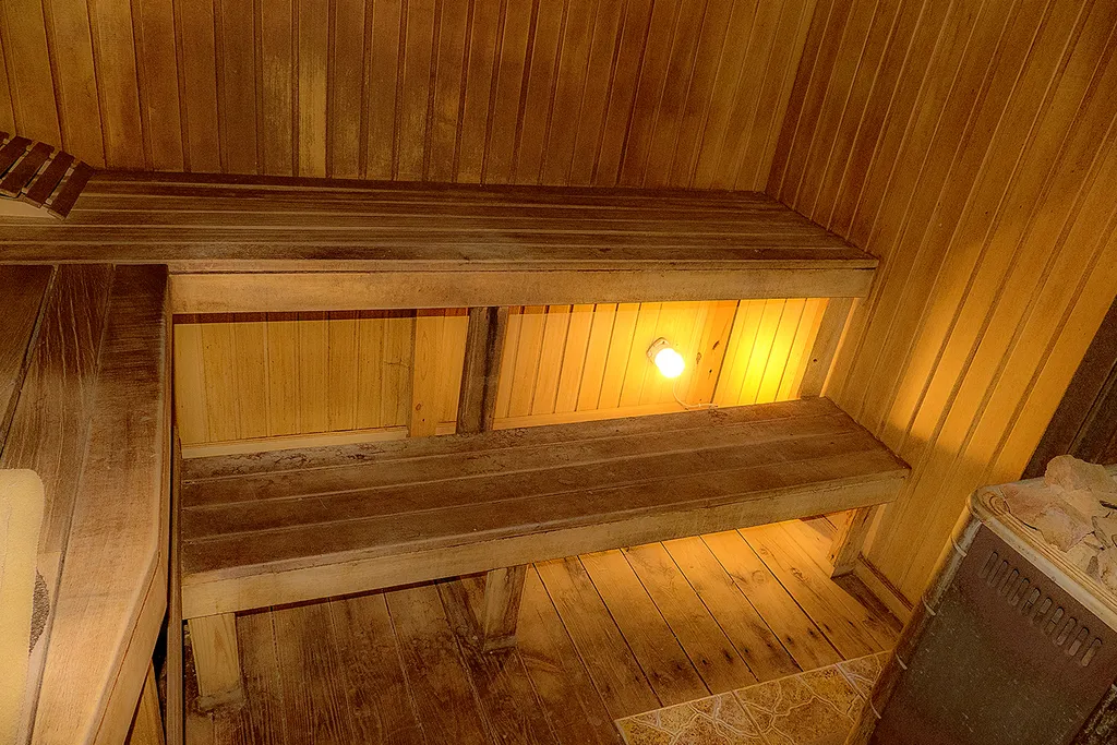 Уютный дом на берегу с мангальной зоной и баней