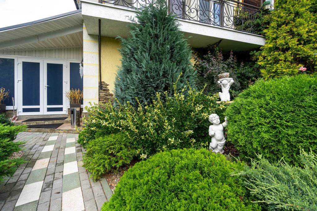 4-комнатный Дом