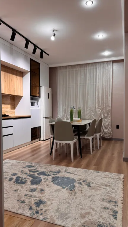 Полноценная двухкомнатная квартира в центре города