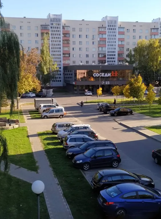 Отличная двушка с видом на сквер