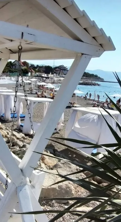 Уютная квартира в центре элитного посёлка с видом на море