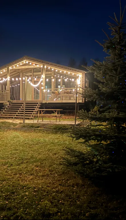 Коттедж Дом на прилесном участке в окружении реки — Горки