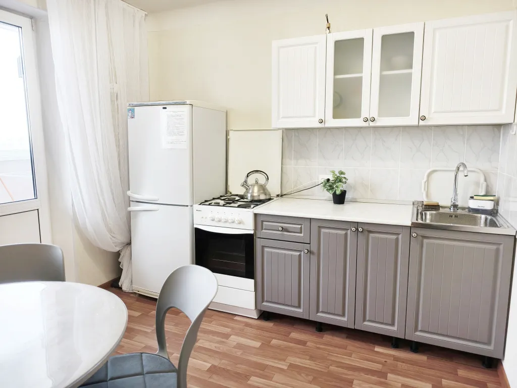 Квартира у мед центра имени Шумакова рядом с речкой