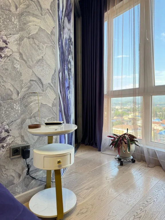 Просторная квартира с шикарным видом рядом с центральной набережной