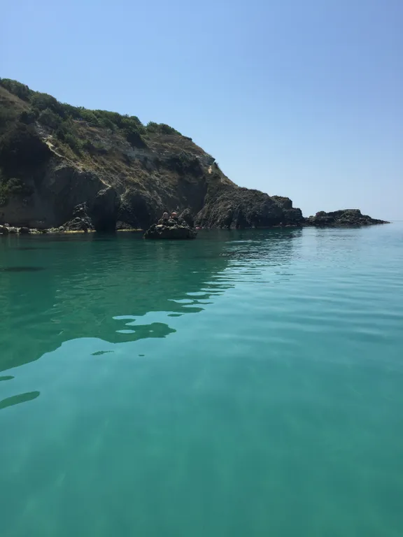 Студия с видом на море и горы