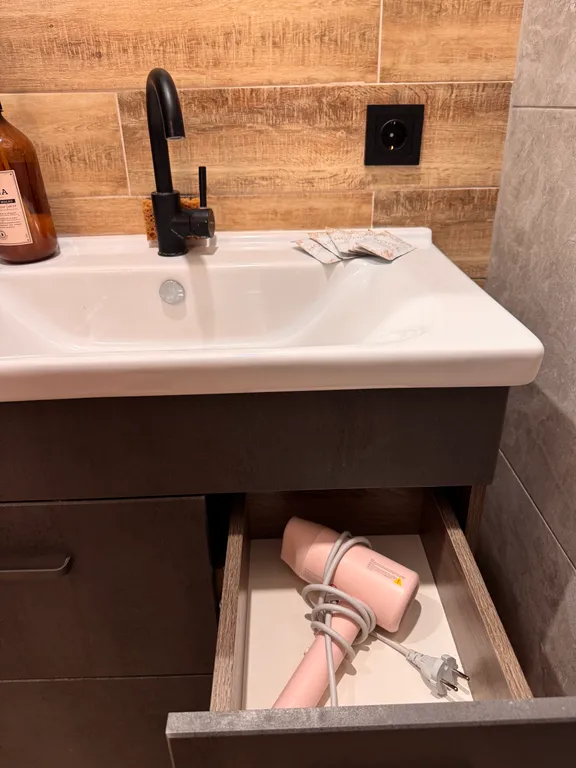 Просторная 2-комнатная квартира с кондиционером