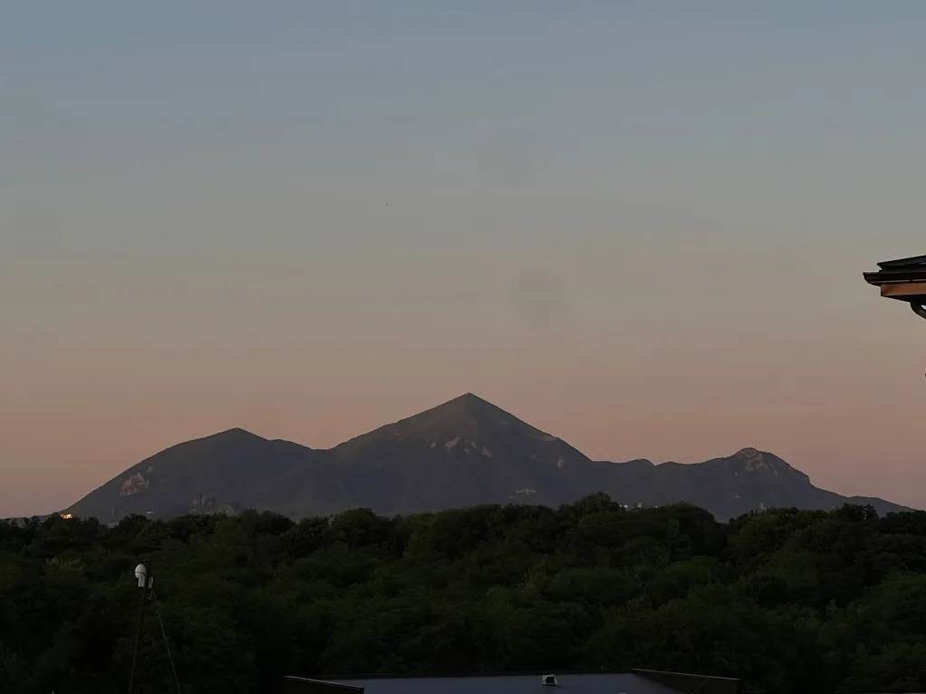 Апартаменты с видом на горы