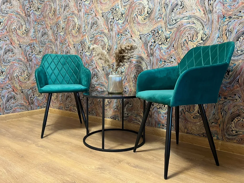 Космический вид из панорамных окон на горы