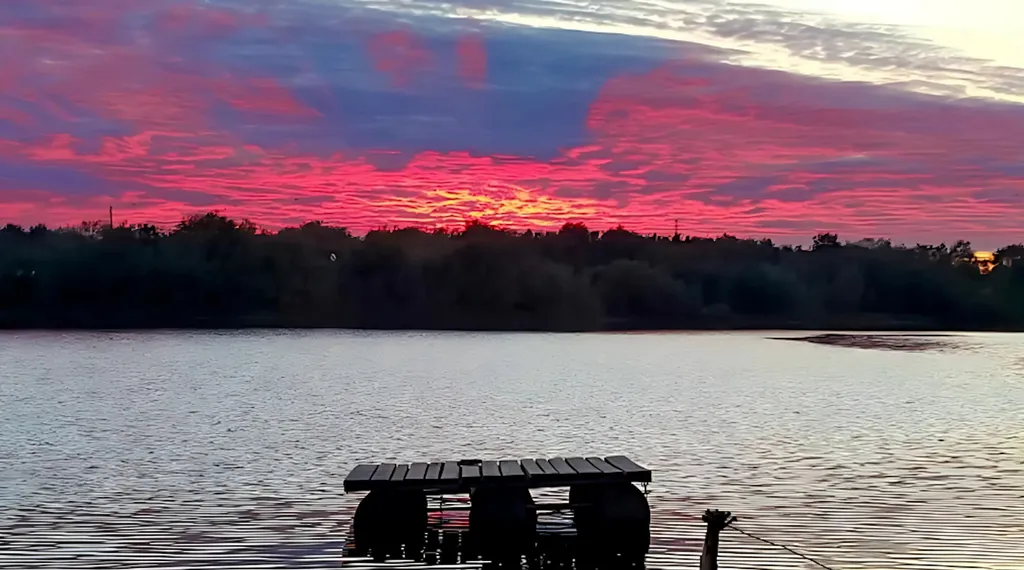 Коттедж на берегу реки