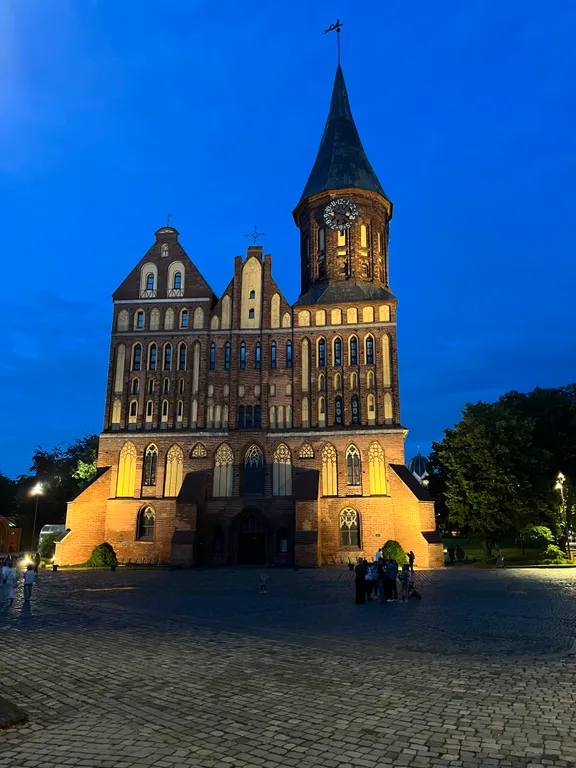 Евродвушка в Рыбной деревне, остров Канта