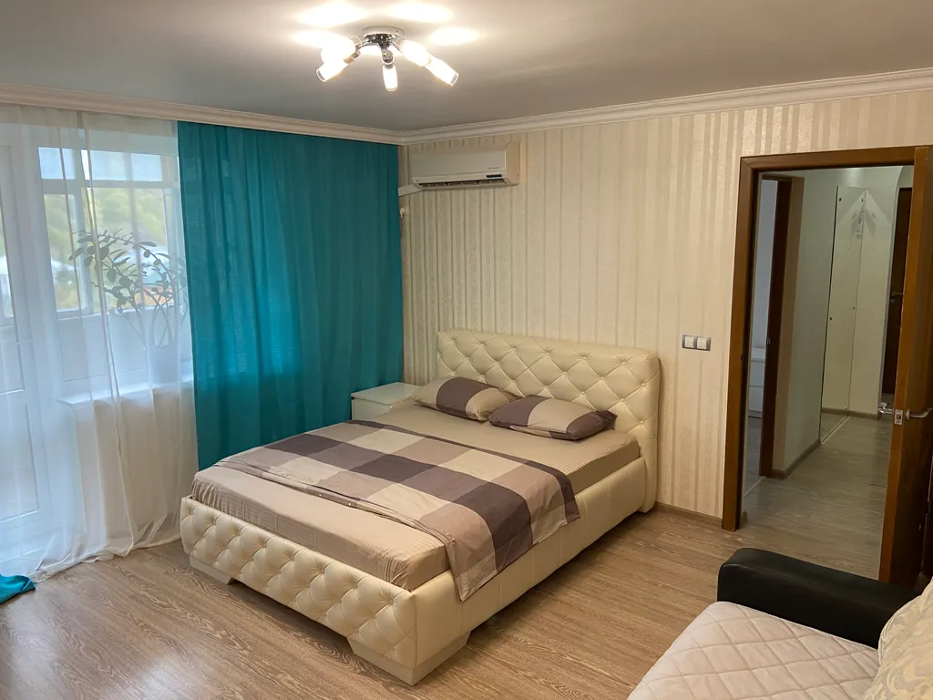 Квартира Двухкомнатные апартаменты Восход — аренда посуточно в Майкоп