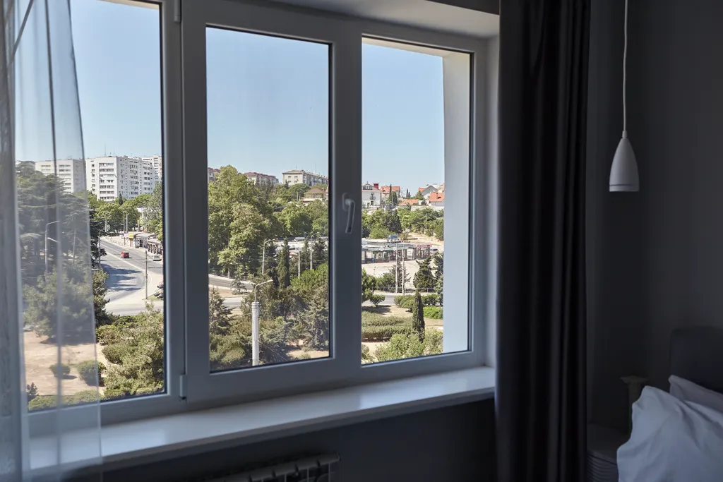 Видовая квартира с балконом у Херсонеса