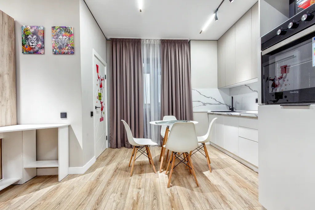 Квартира в центре на высоком этаже рядом с метро