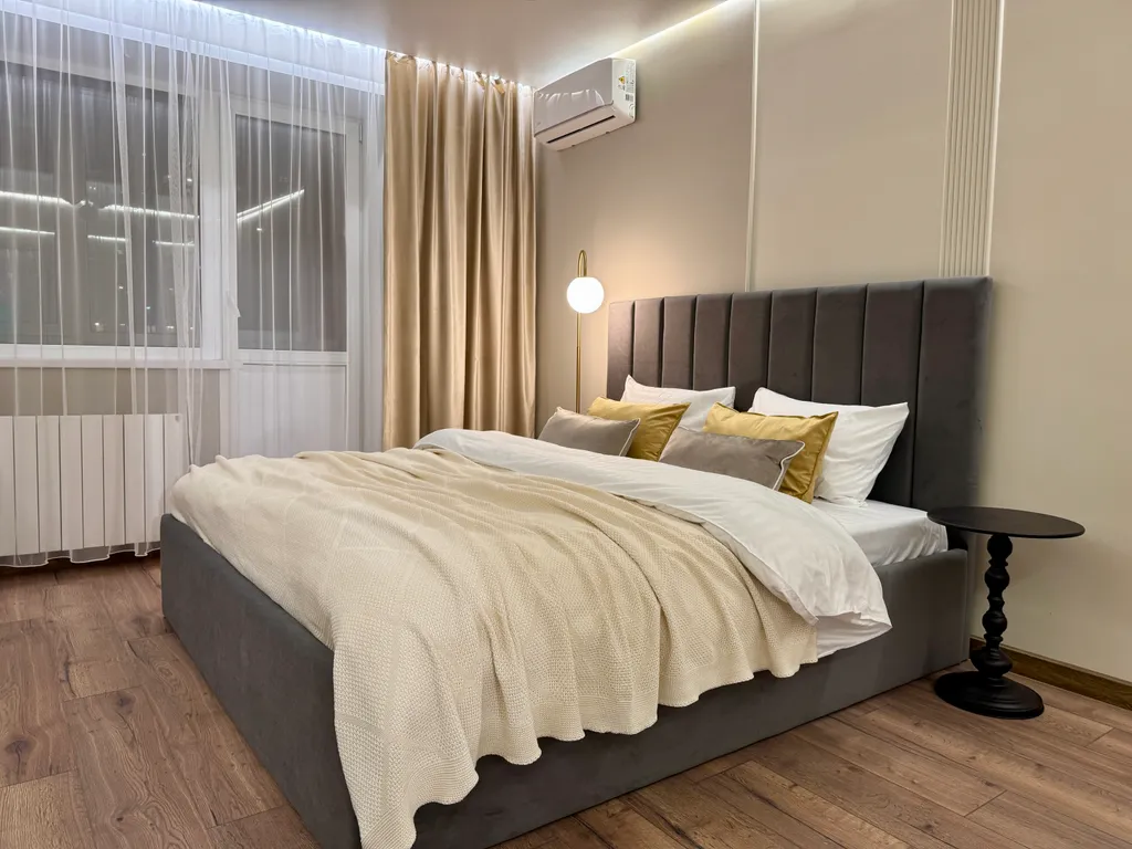 Трёхкомнатные апартаменты с видом на оперный театр