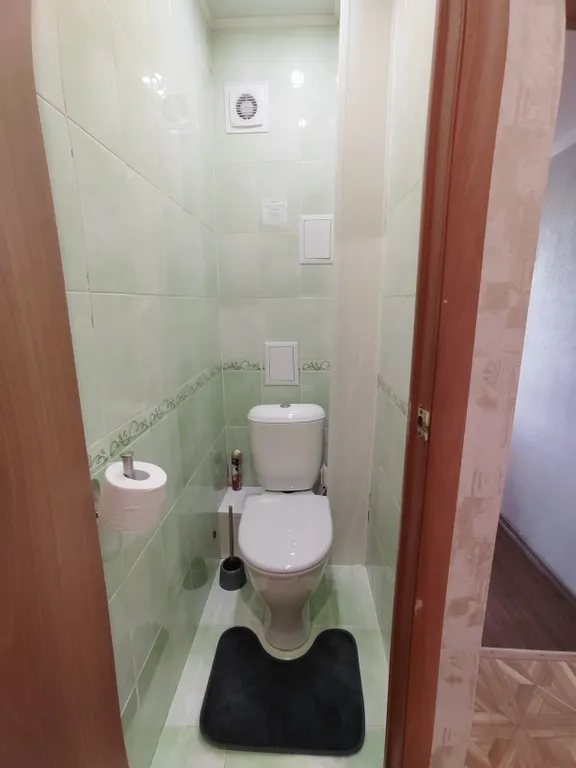 Квартира Большая двухкомнатная квартира рядом с аэропортом — Обь