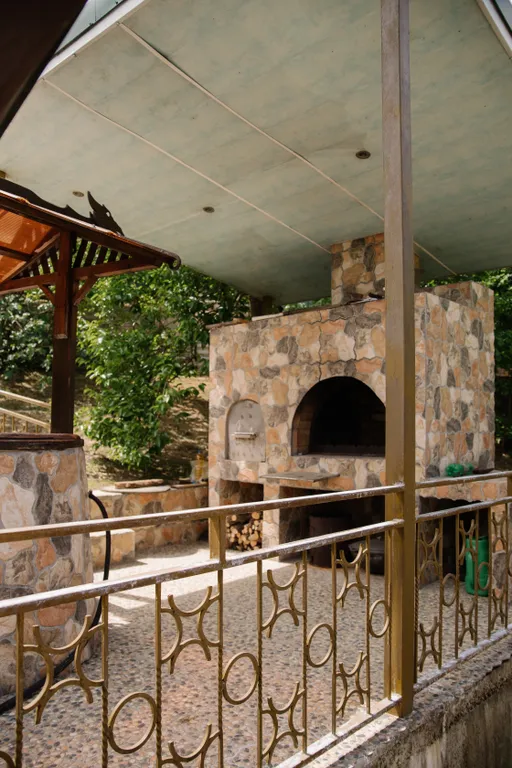 Дом с бассейном Лакшми