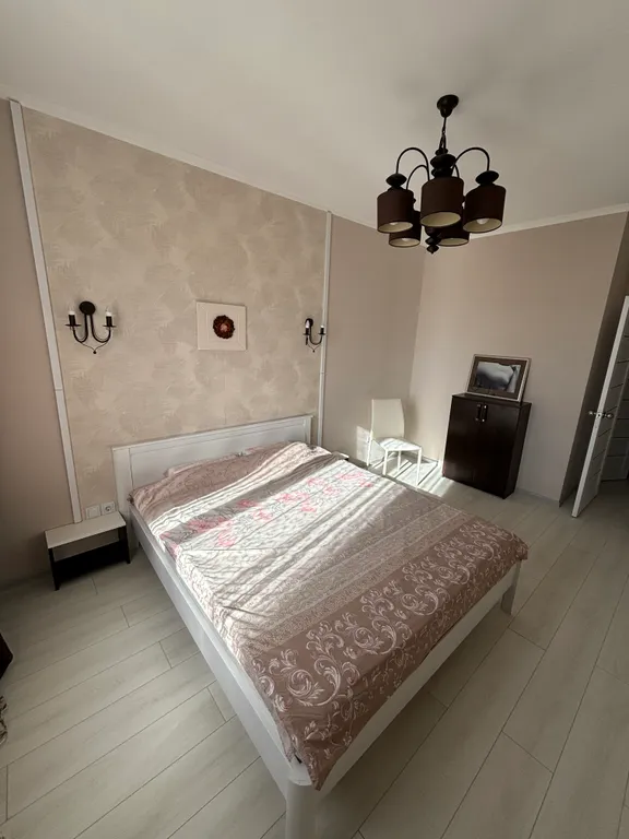 Двухкомнатная квартира у Нахимовского училища