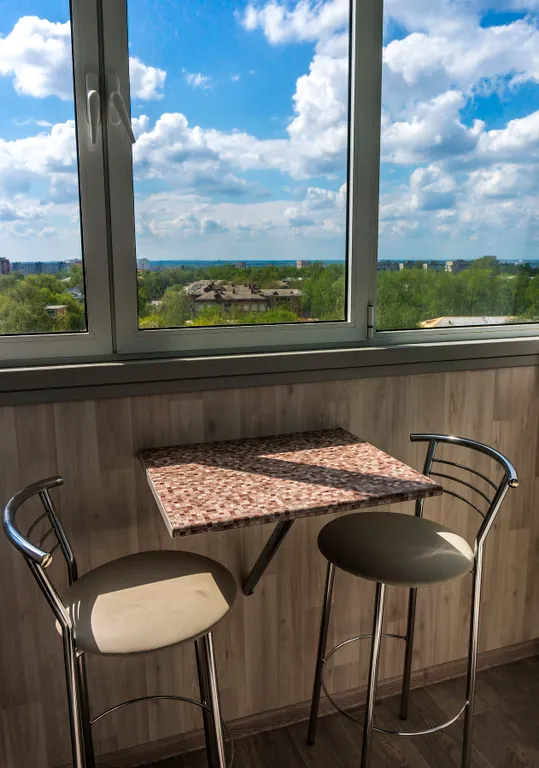 Красивая квартира в высотке недалеко от центра