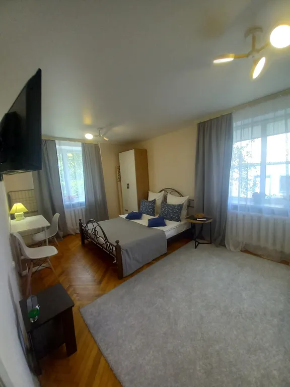 Чистая уютная квартира с новым ремонтом в самом центре города — аренда посуточно в Абинск