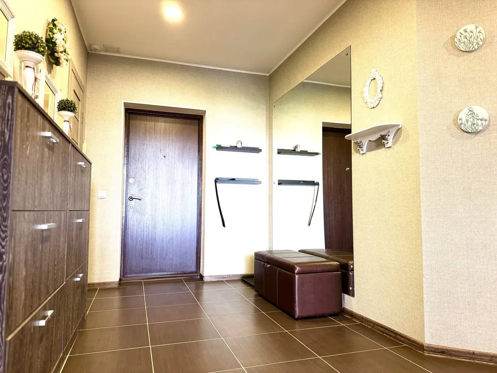 Комфортная двухкомнатная квартира на 23 этаже