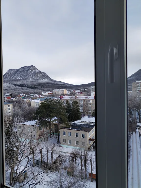 Уютная, удобная двухкомнатная квартира с красивым видом из окон