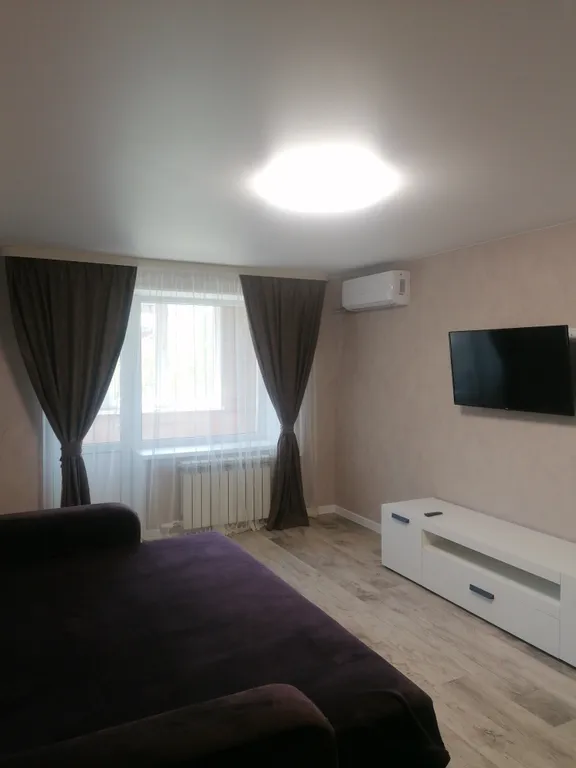 2-х комнатная комфортная квартира с новым евроремонтом и мебелью