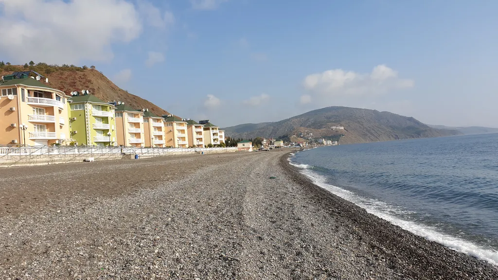 Жилье на берегу моря Крым