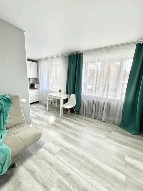 Стильная двухкомнатная квартира — аренда посуточно в Шадринск