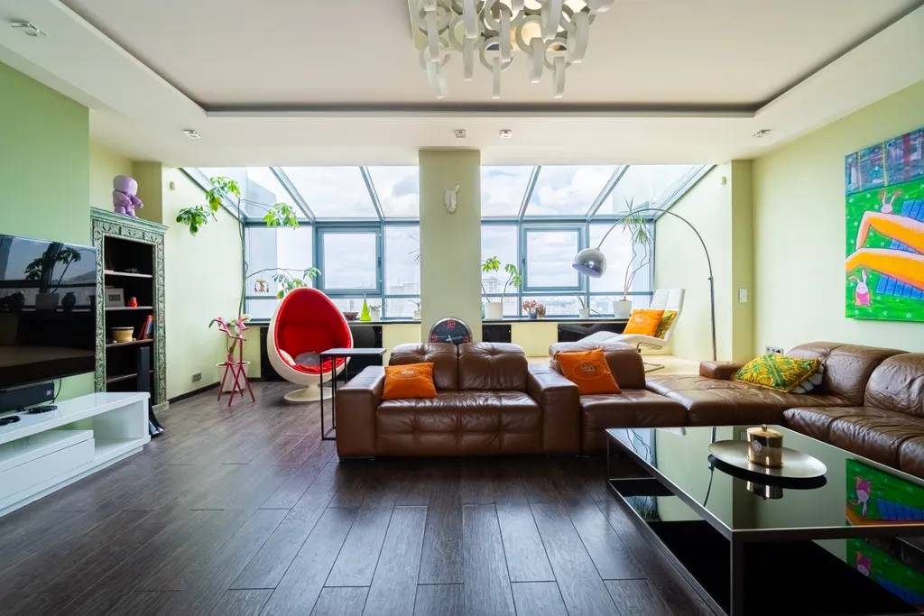 Пентхаус с террасой и видом на город