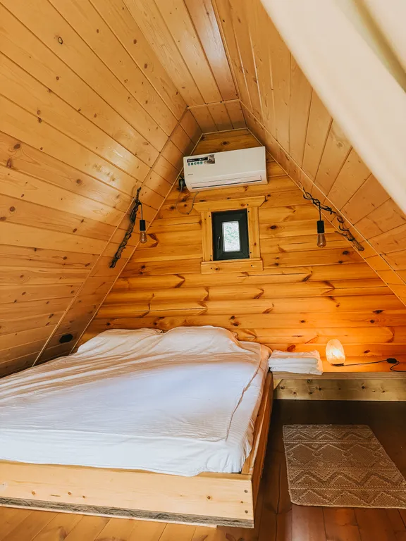 Загородный комплекс с бассейном, баней на дровах и горячим чаном