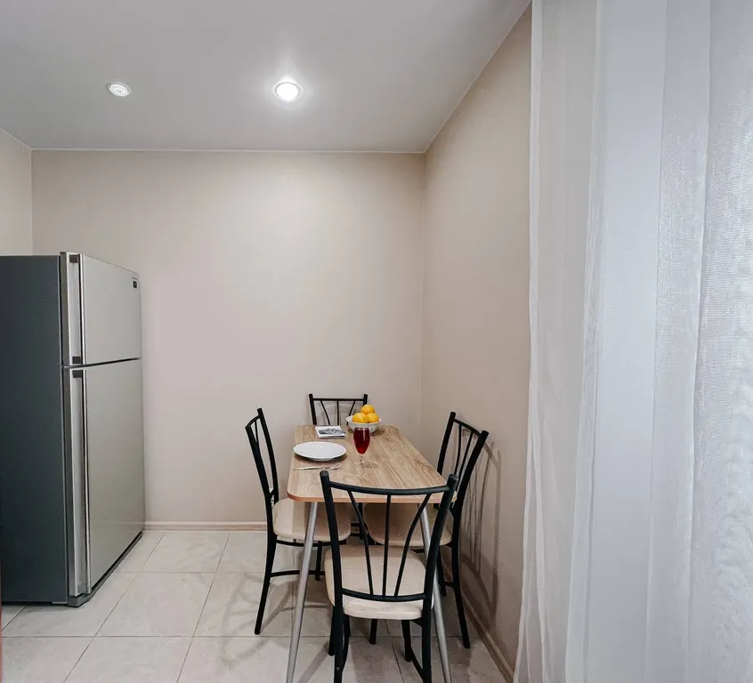 Уютная квартира с новым ремонтом, район ЖД вокзала