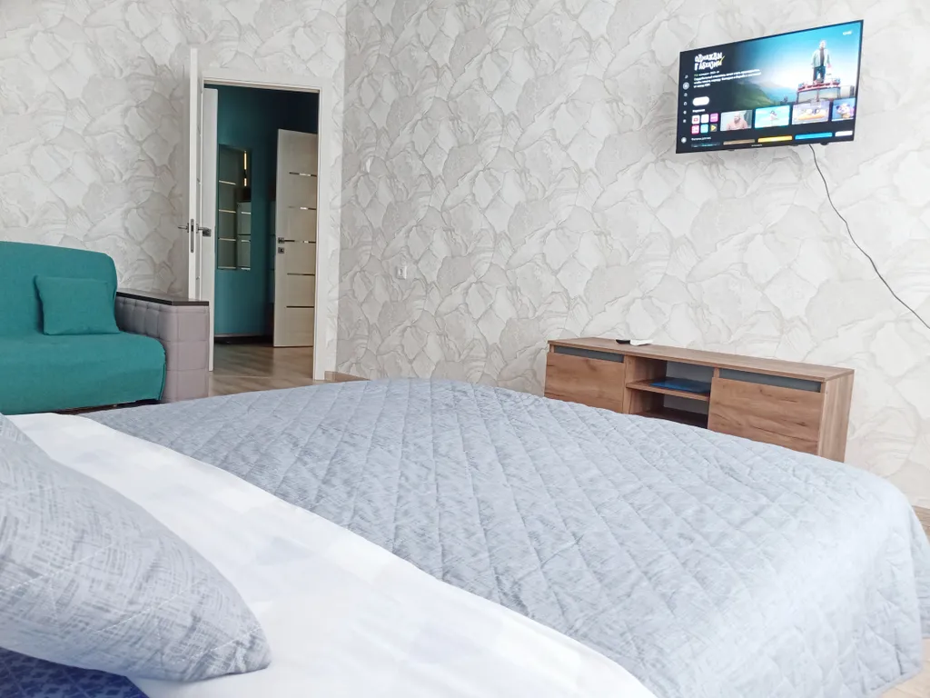 Уютная квартира у фонтана с видом на сквер