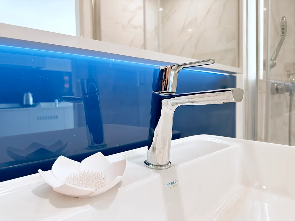 Стильная студия с шикарным видом на море и закат