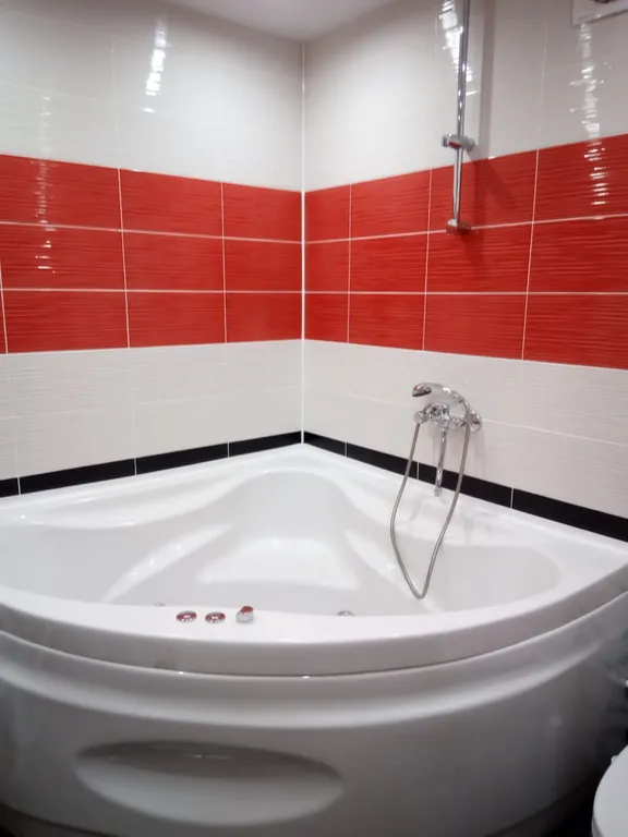 Dubki Люкс с большой джакузи в центре