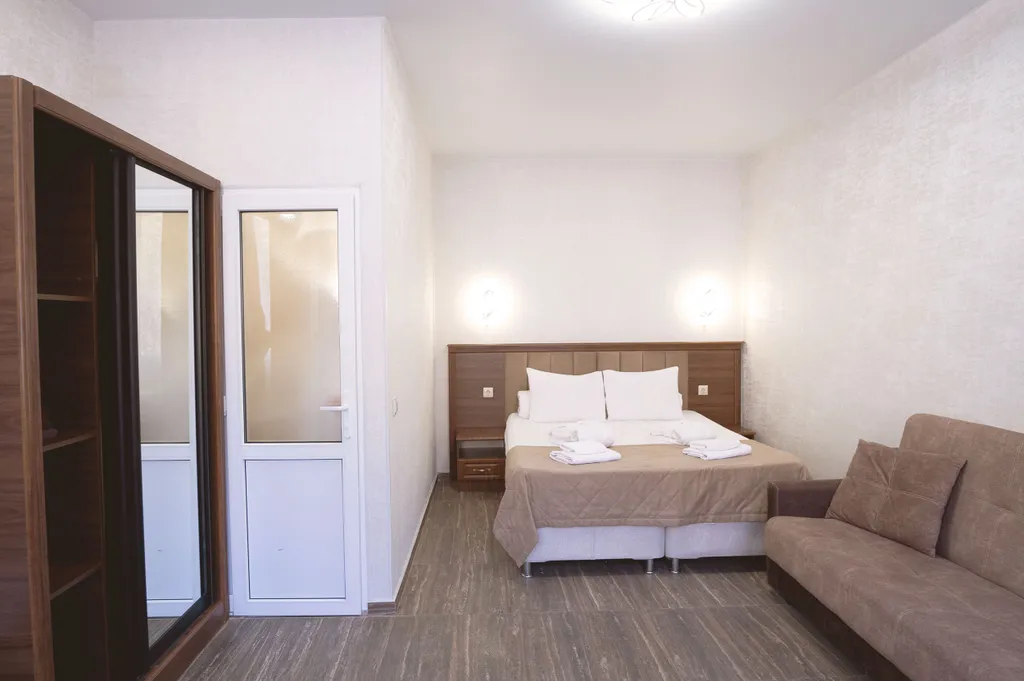 Семейный номер вид на горы, доступен бассейн и сауна