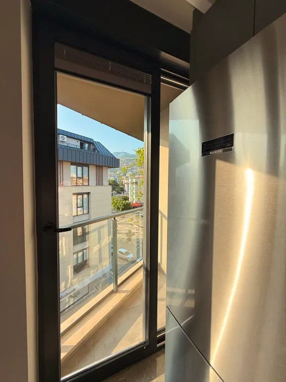 SA Apartments! Luxury 2bd Flat 150m to the Beach