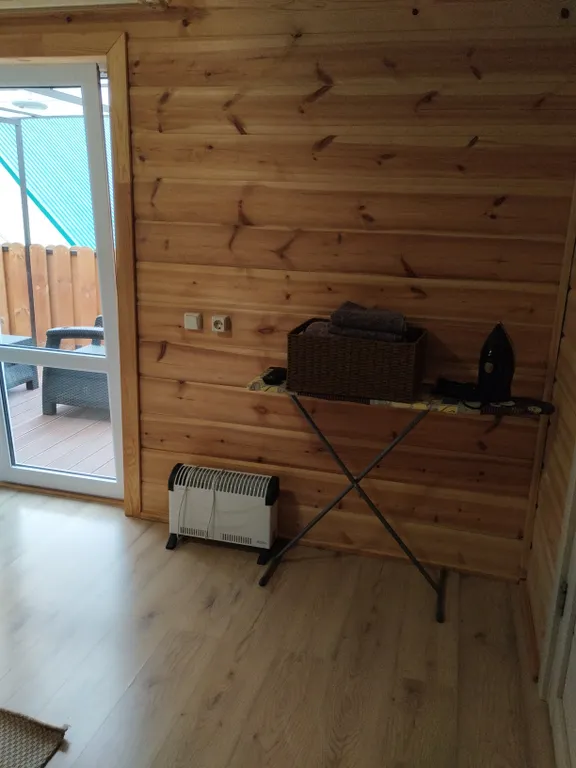 Комплекс с видом на реку в центре Чемала